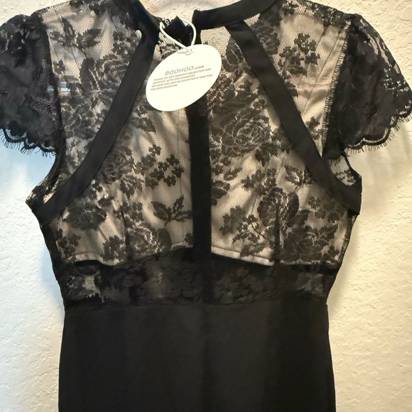 Boohoo Elegant Black Lace Jumpsuit size 6 - Picture 2 of 9